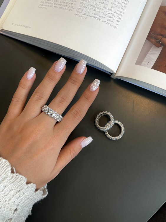 استایل انگشتر نقره ایتالیایی ۶/۹ گرمی در دست بانو