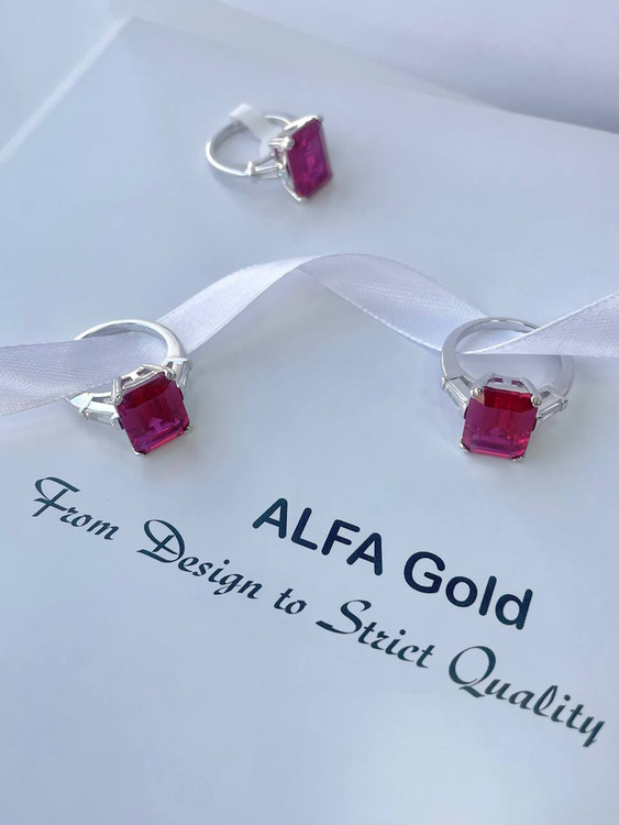 ست کردن انگشتر جواهری طرح یاقوت با استایل مجلسی