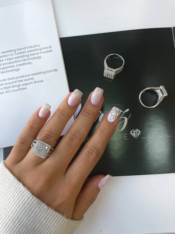 جزئیات تراش نگین امرالدکات و آبکاری رادیوم در انگشتر نقره وارداتی اروند