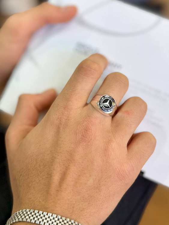 انگشتر نقره مردانه طرح بنز مدل صفحه گرد