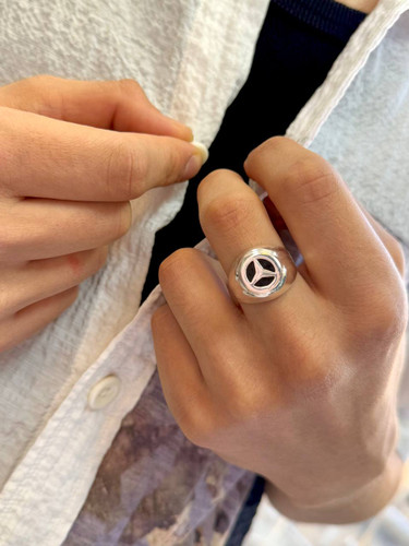 انگشتر نقره مردانه طرح بنز مدل صفحه گرد